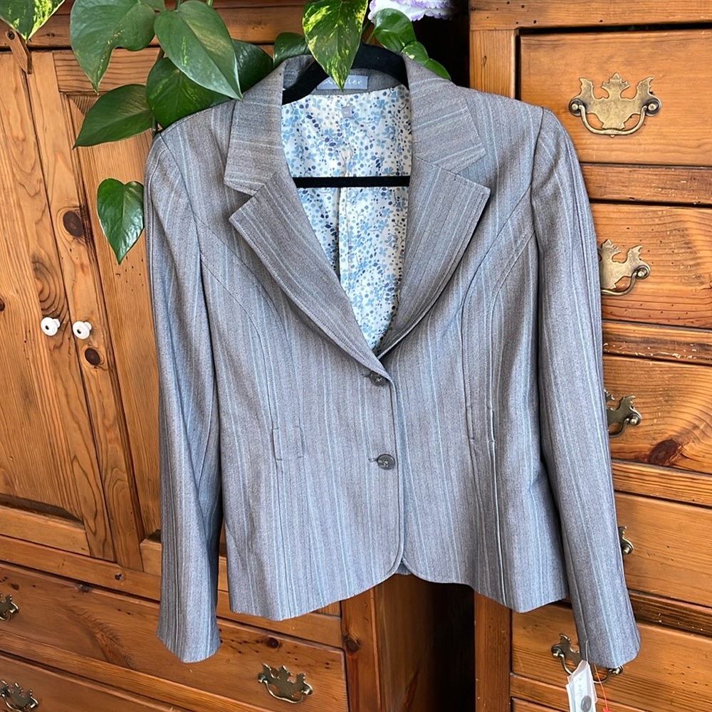 🌸Atelier NWT two piece grey suit